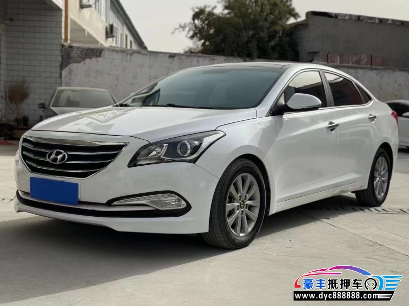 14年现代名图轿车抵押车出售