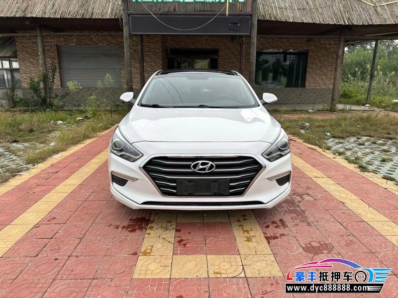 17年现代名图轿车抵押车出售