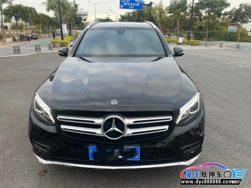 18年奔驰GLC轿车抵押车出售
