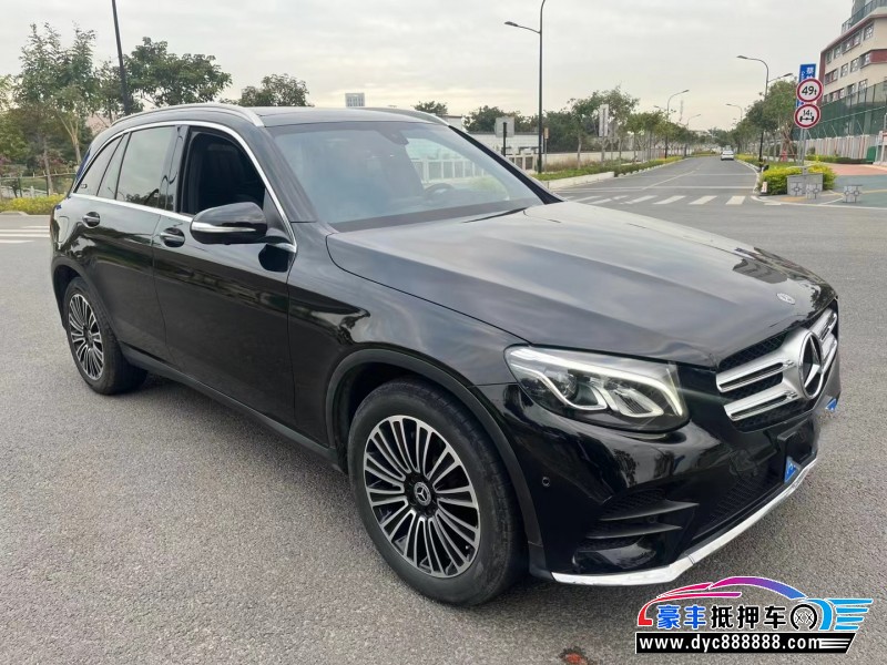 18年奔驰GLC轿车抵押车出售