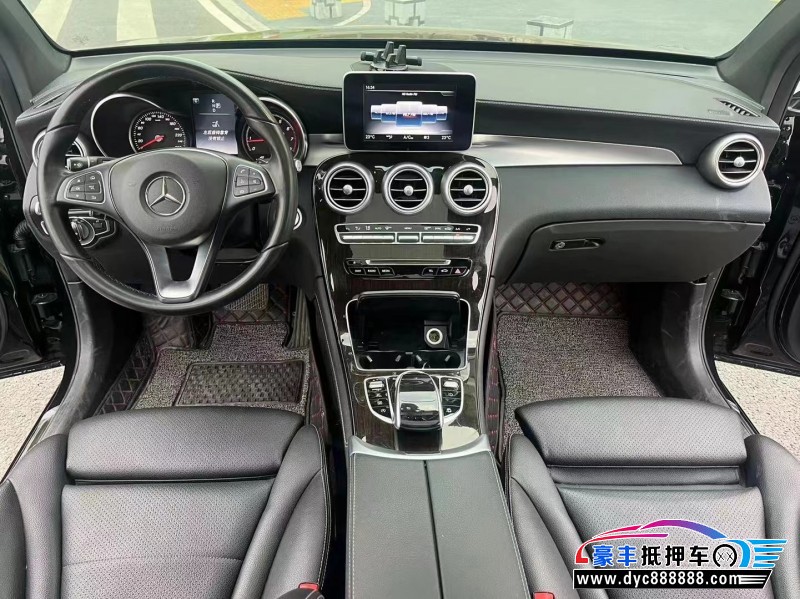 18年奔驰GLC轿车抵押车出售