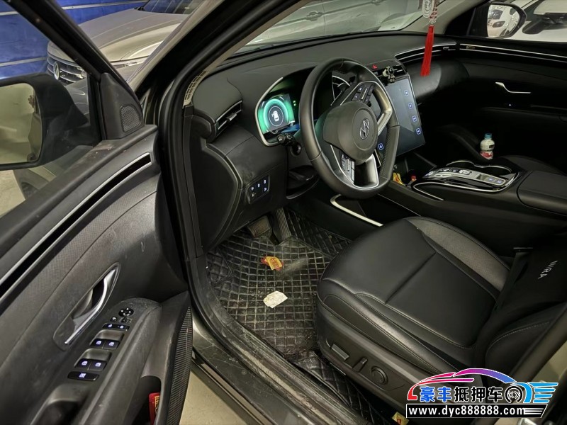 22年现代途胜轿车抵押车出售