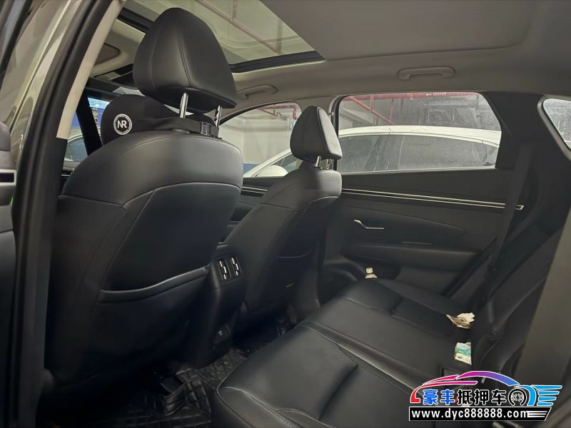 22年现代途胜轿车抵押车出售