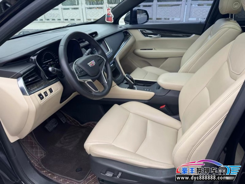 17年凯迪拉克XT5轿车抵押车出售