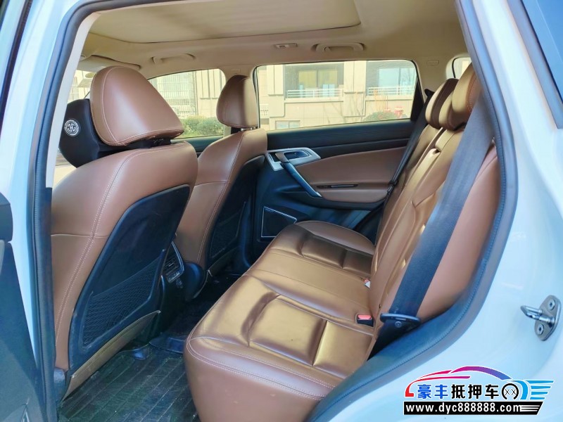 17年吉利博越轿车抵押车出售