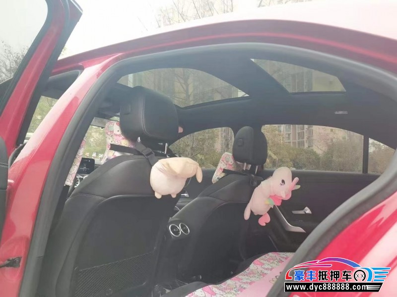 20年奔驰A轿车抵押车出售