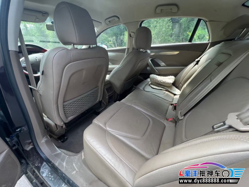 17年DSDS 5LS轿车抵押车出售