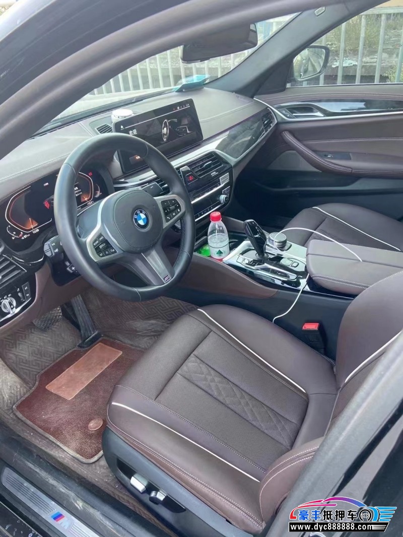 23年宝马5系轿车抵押车出售