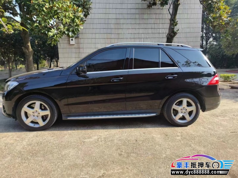 13年奔驰MLSUV抵押车出售