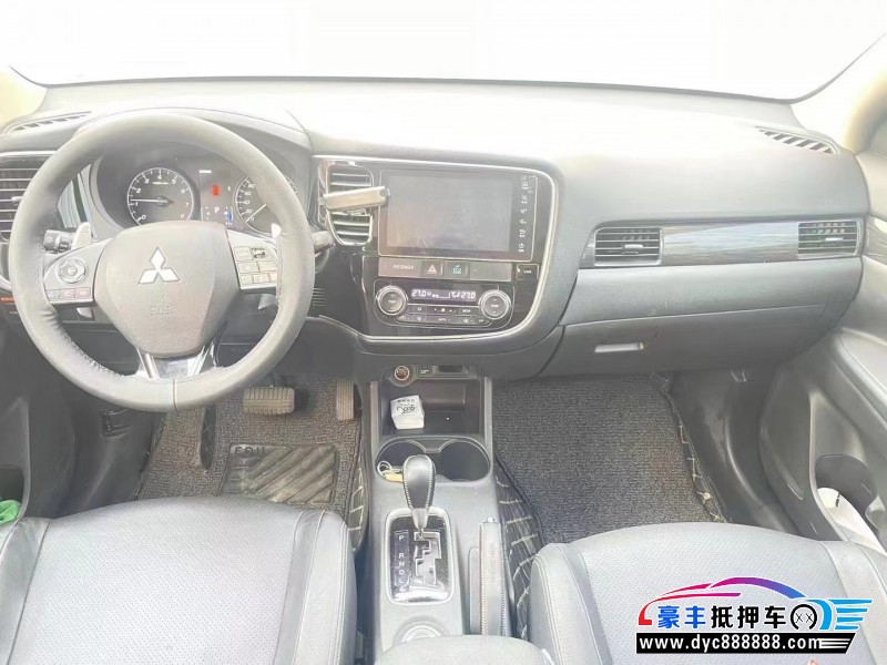 17年三菱欧蓝德SUV抵押车出售