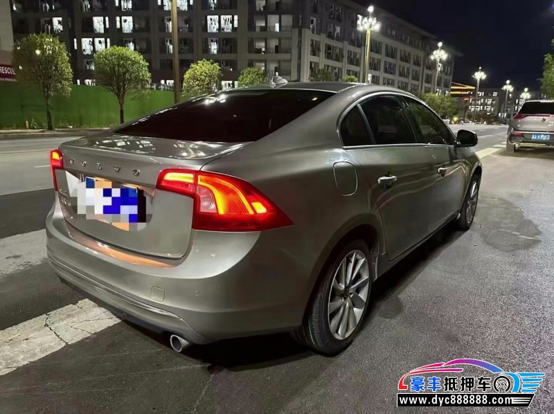 14年沃尔沃S60轿车抵押车出售