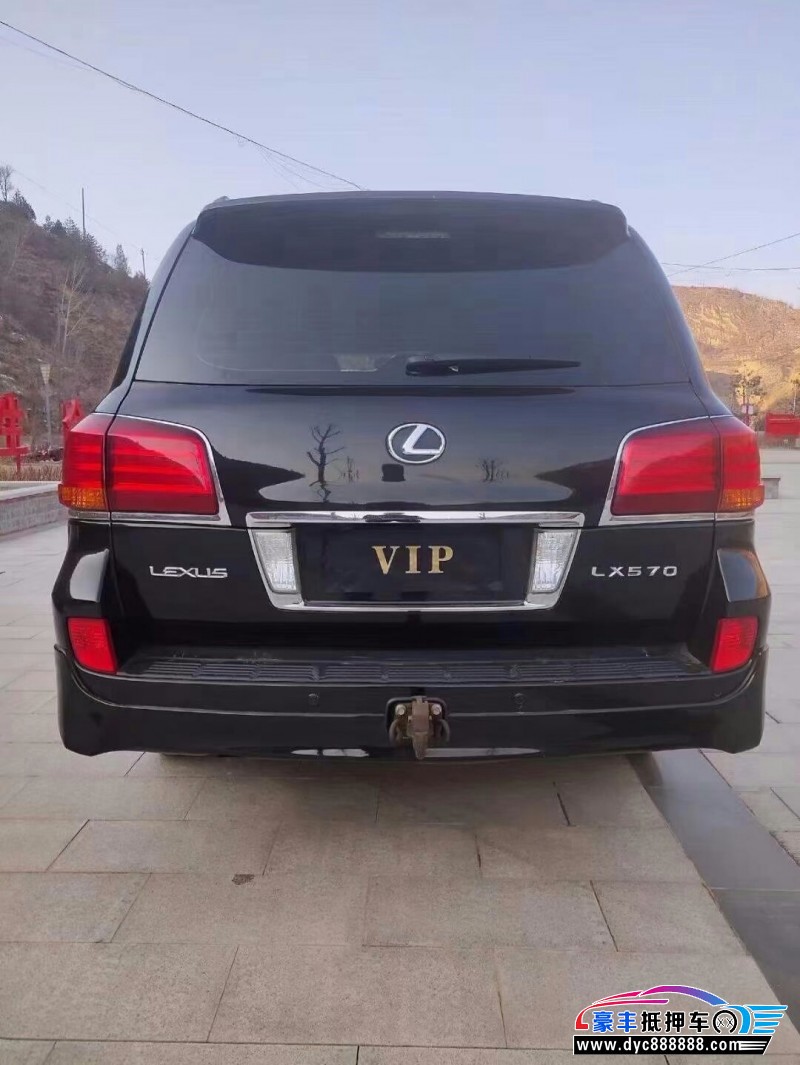 14年雷克萨斯LX轿车抵押车出售