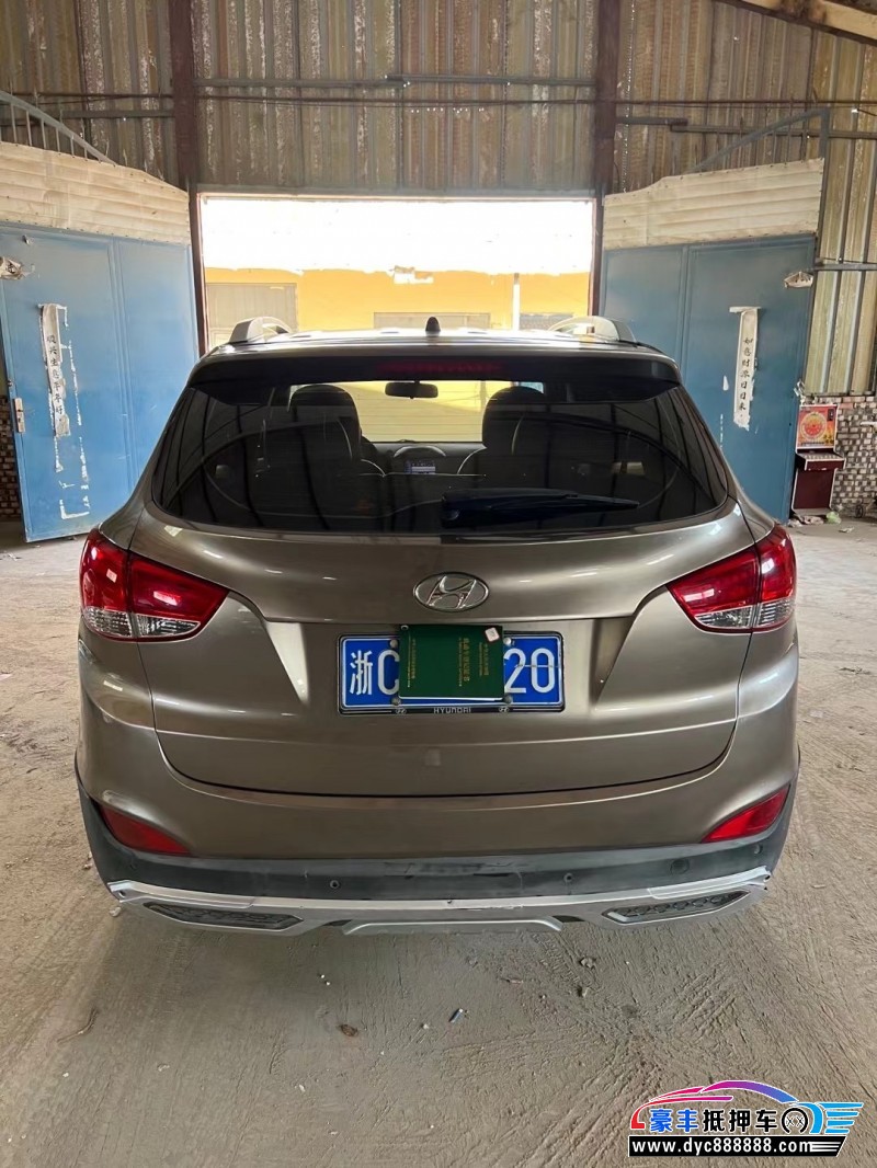 13年现代ix35SUV抵押车出售