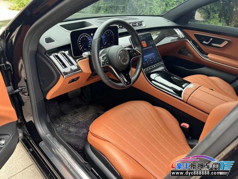 22年奔驰S轿车抵押车出售