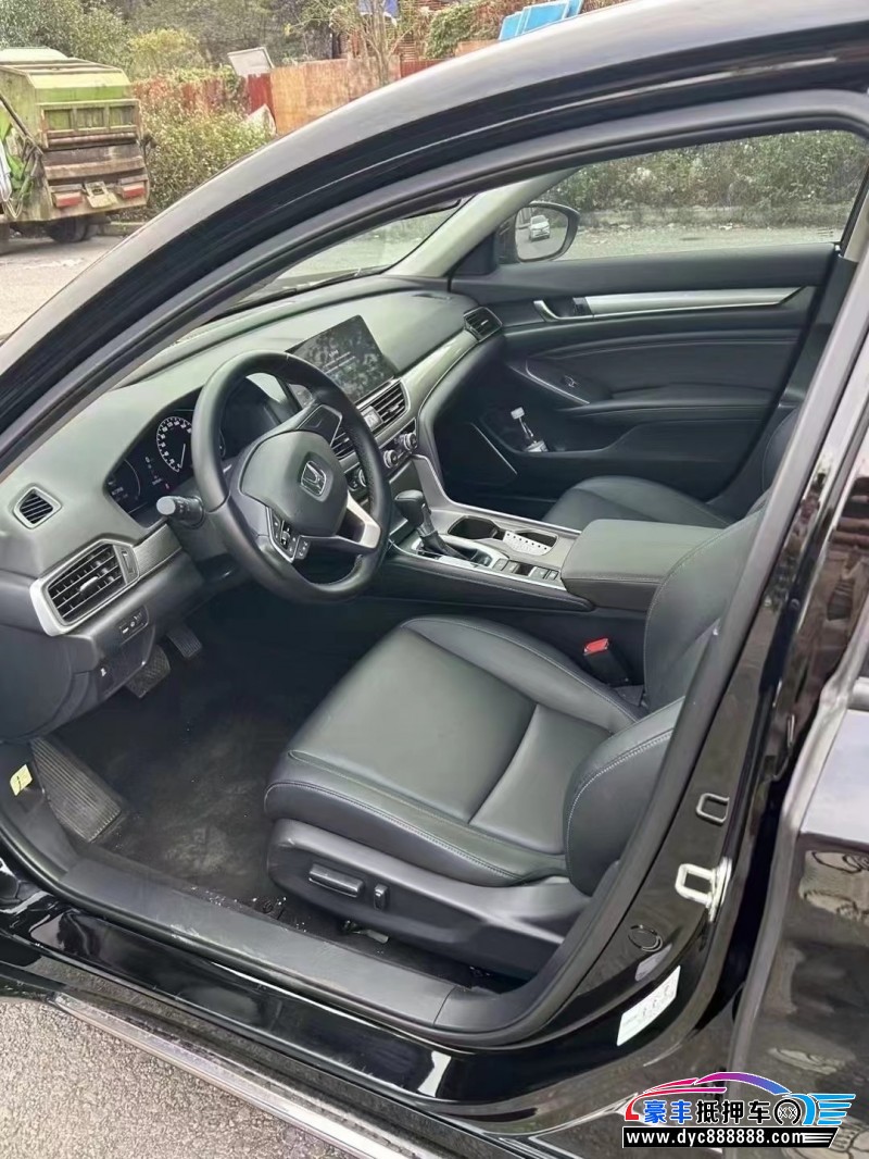 23年本田雅阁轿车抵押车出售