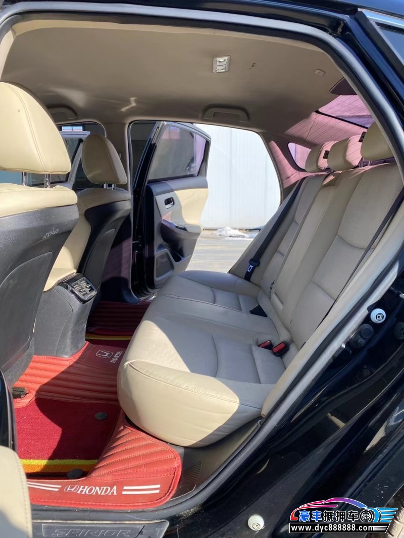 16年本田思铂睿轿车抵押车出售