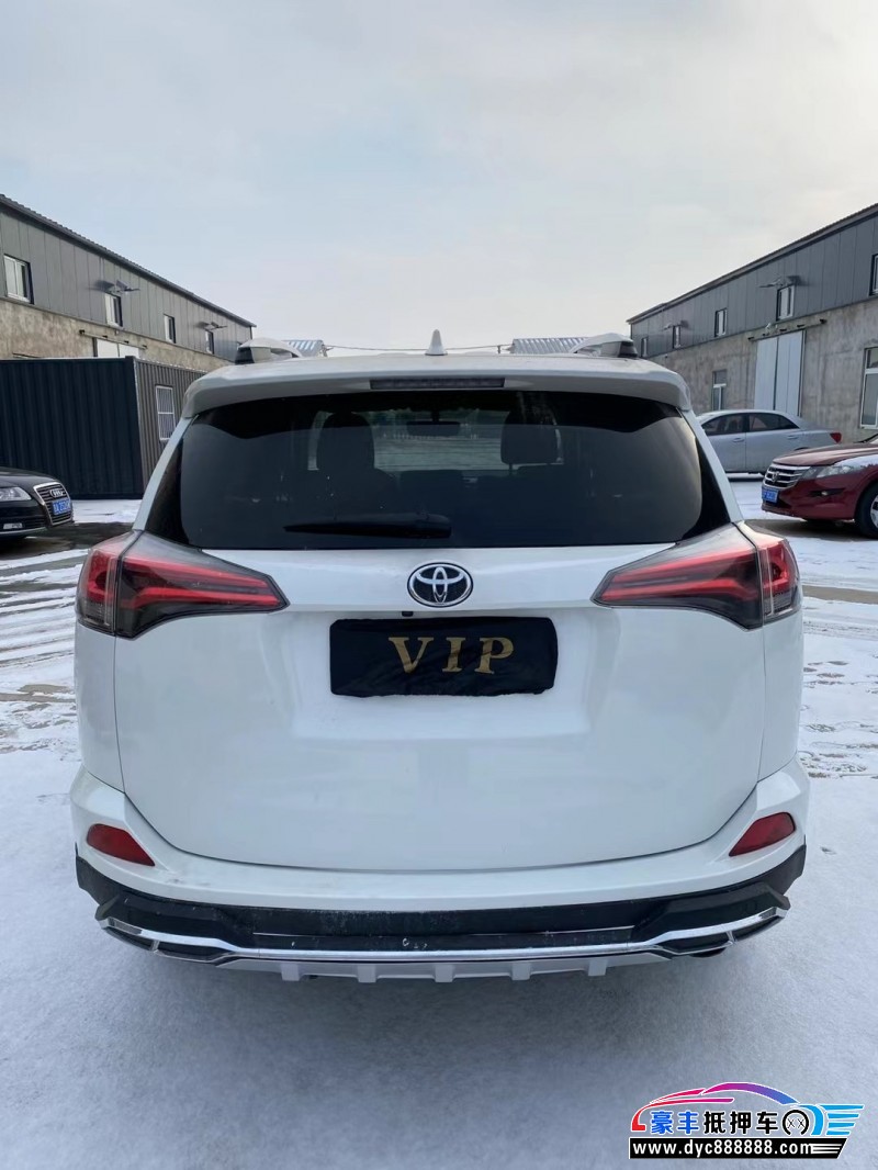 19年丰田RAV4轿车抵押车出售