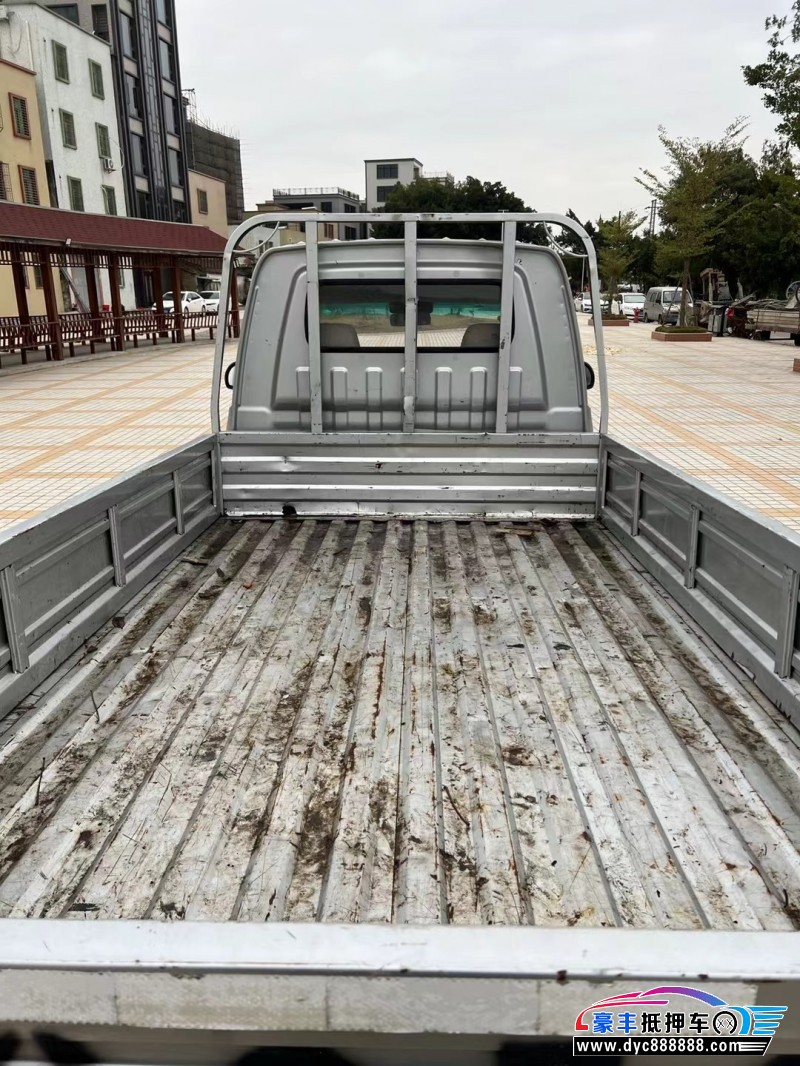 22年金杯T30轿车抵押车出售