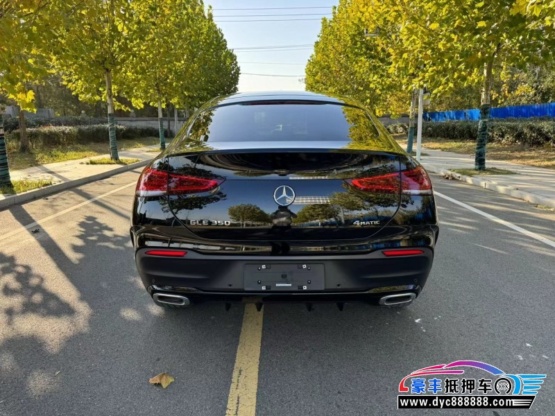 22年奔驰GLE轿车抵押车出售