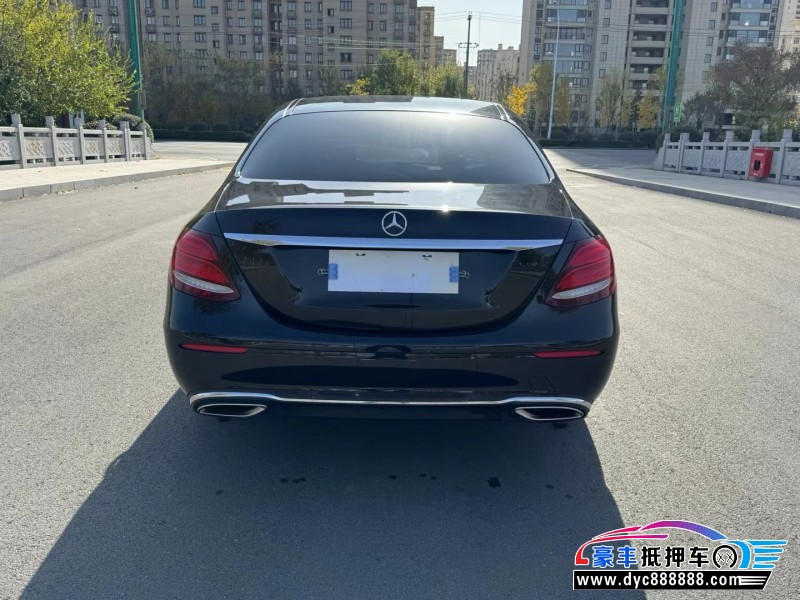 19年奔驰E轿车抵押车出售