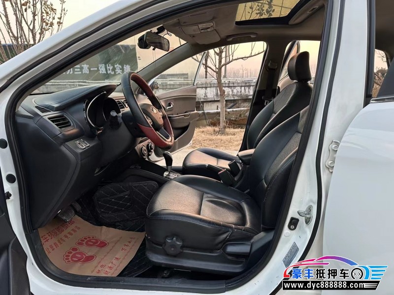 14年起亚K2轿车抵押车出售