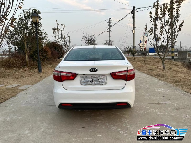 14年起亚K2轿车抵押车出售