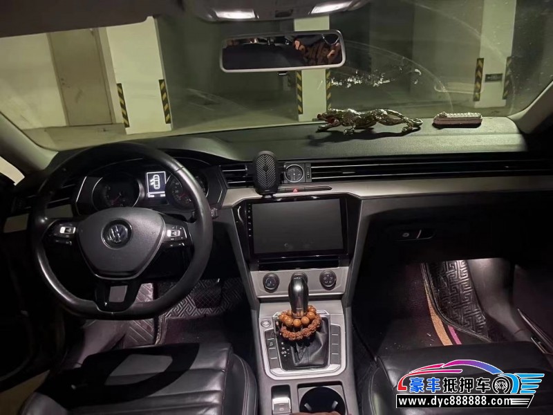 18年大众迈腾轿车抵押车出售