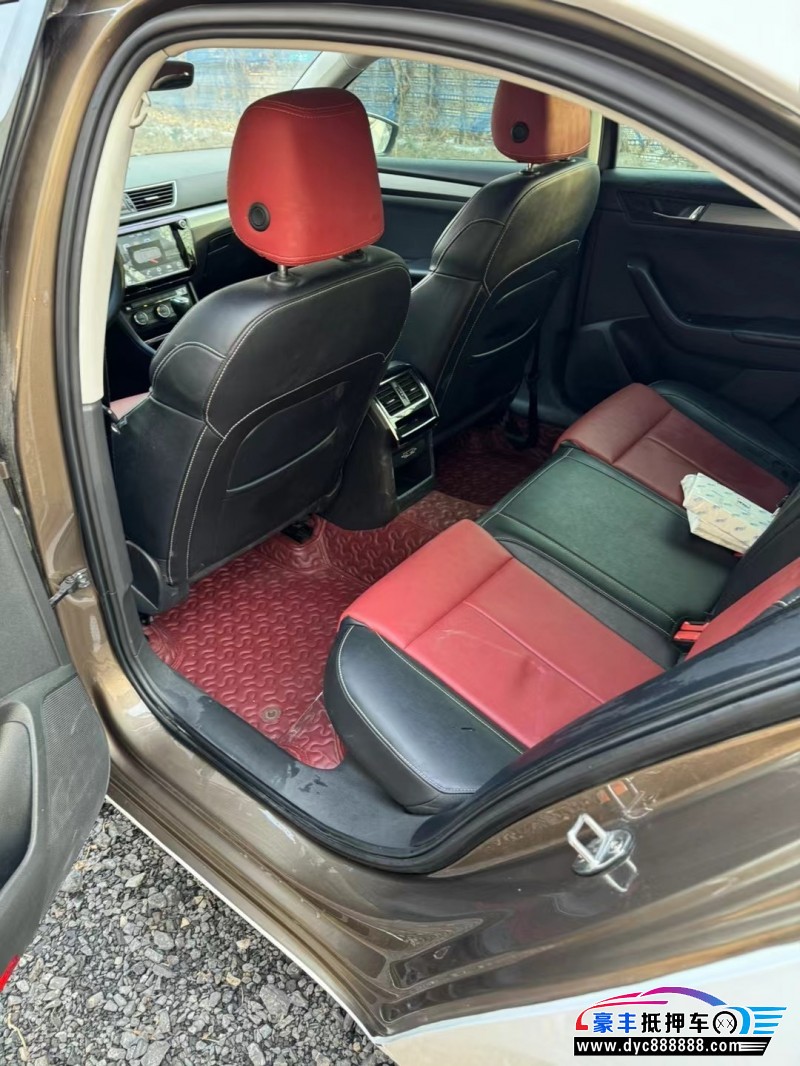 18年斯柯达速派轿车抵押车出售