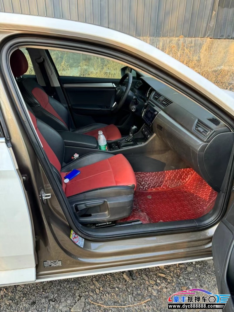 18年斯柯达速派轿车抵押车出售