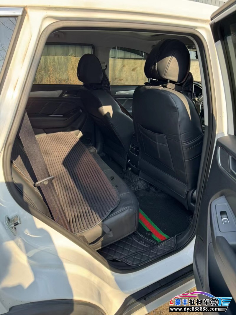 21年荣威RX5轿车抵押车出售