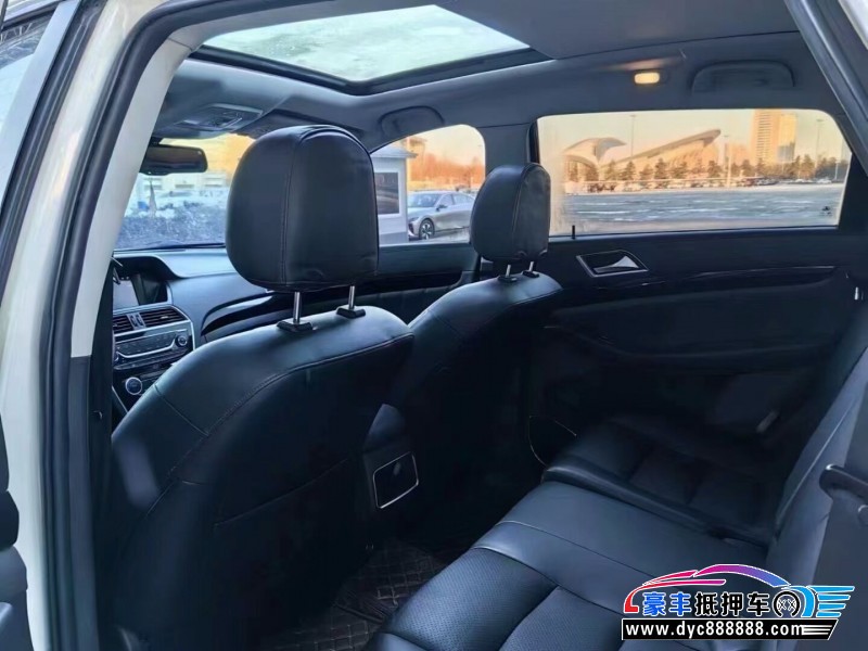 17年猎豹汽车CS10轿车抵押车出售