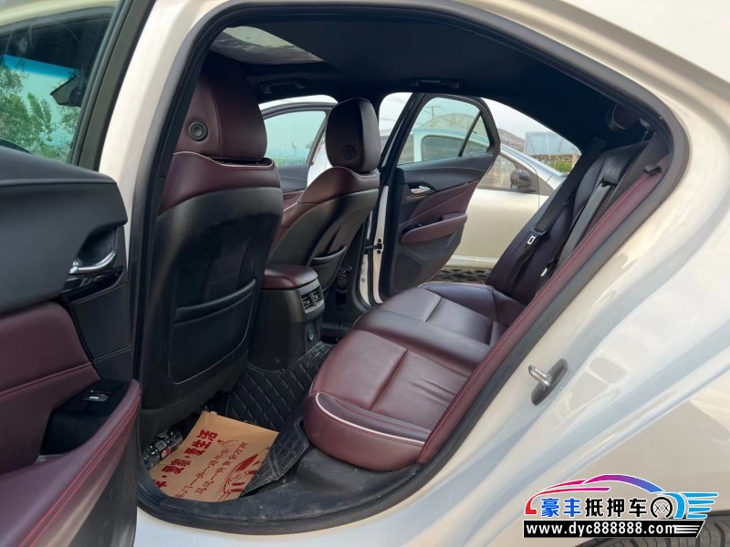 22年凯迪拉克XT4SUV抵押车出售