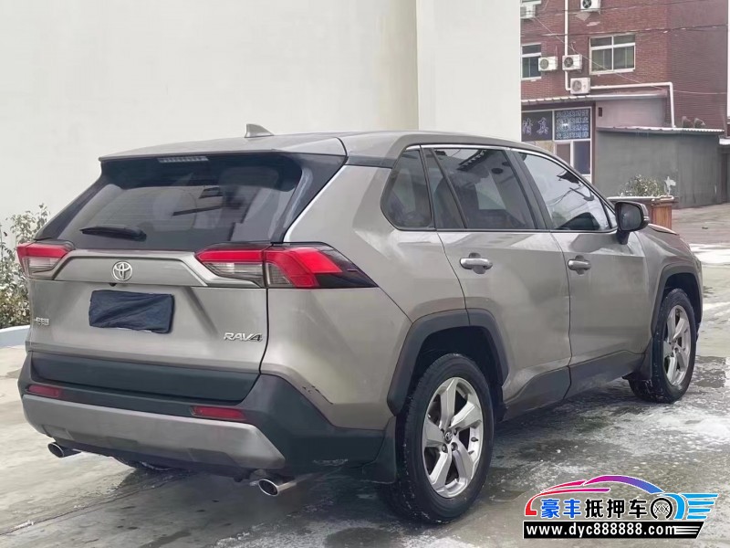 21年丰田RAV4荣放SUV抵押车出售