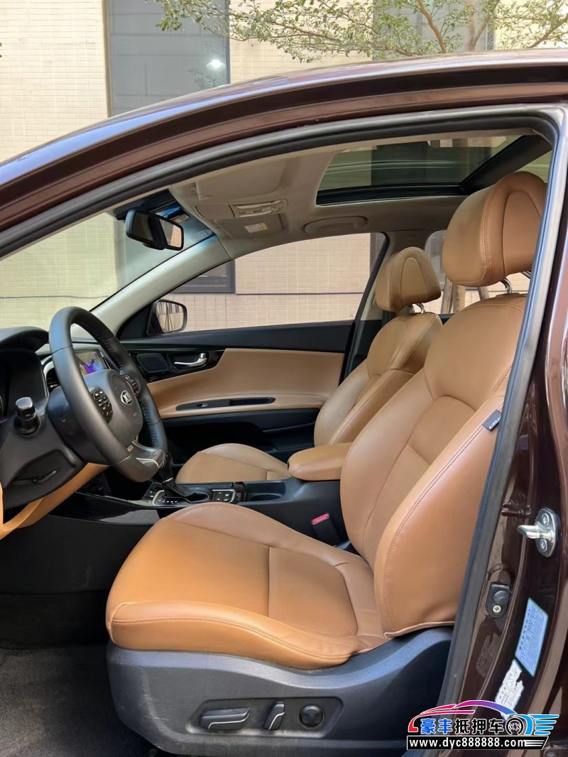 15年起亚K4轿车抵押车出售