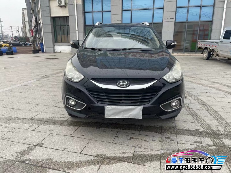 11年现代ix35轿车抵押车出售