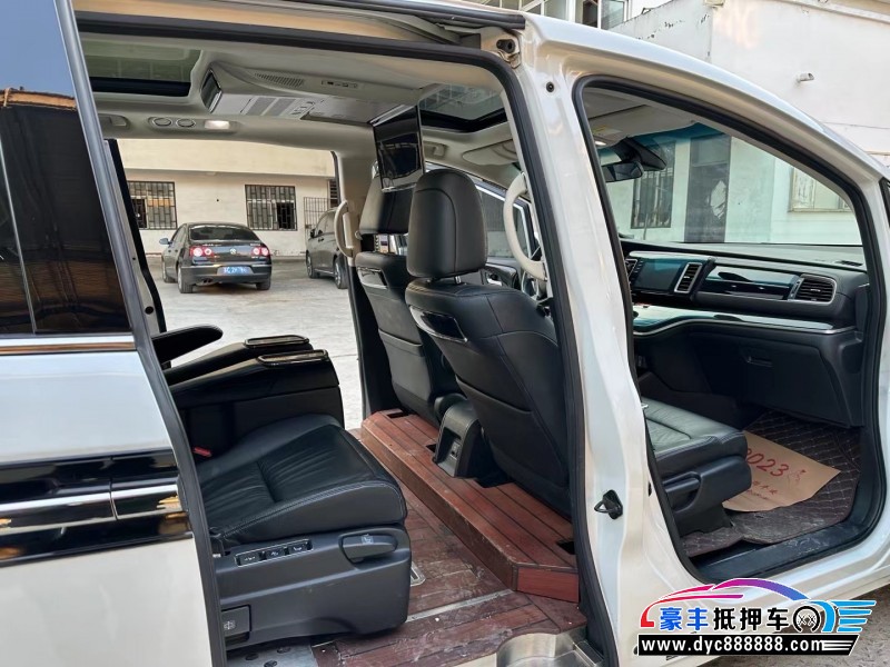 20年本田艾力绅轿车抵押车出售