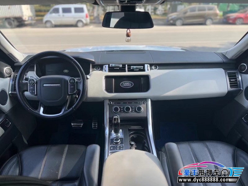 13年路虎揽胜运动轿车抵押车出售