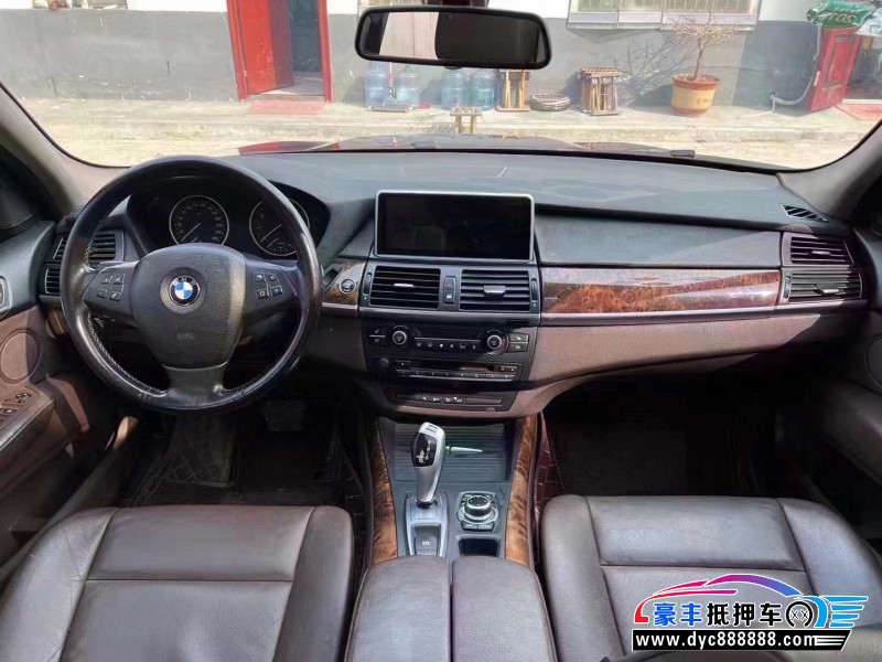13年宝马X5轿车抵押车出售