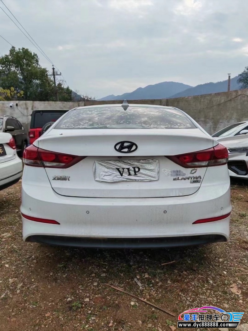 19年现代领动轿车抵押车出售