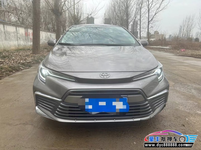 22年丰田凌尚轿车抵押车出售