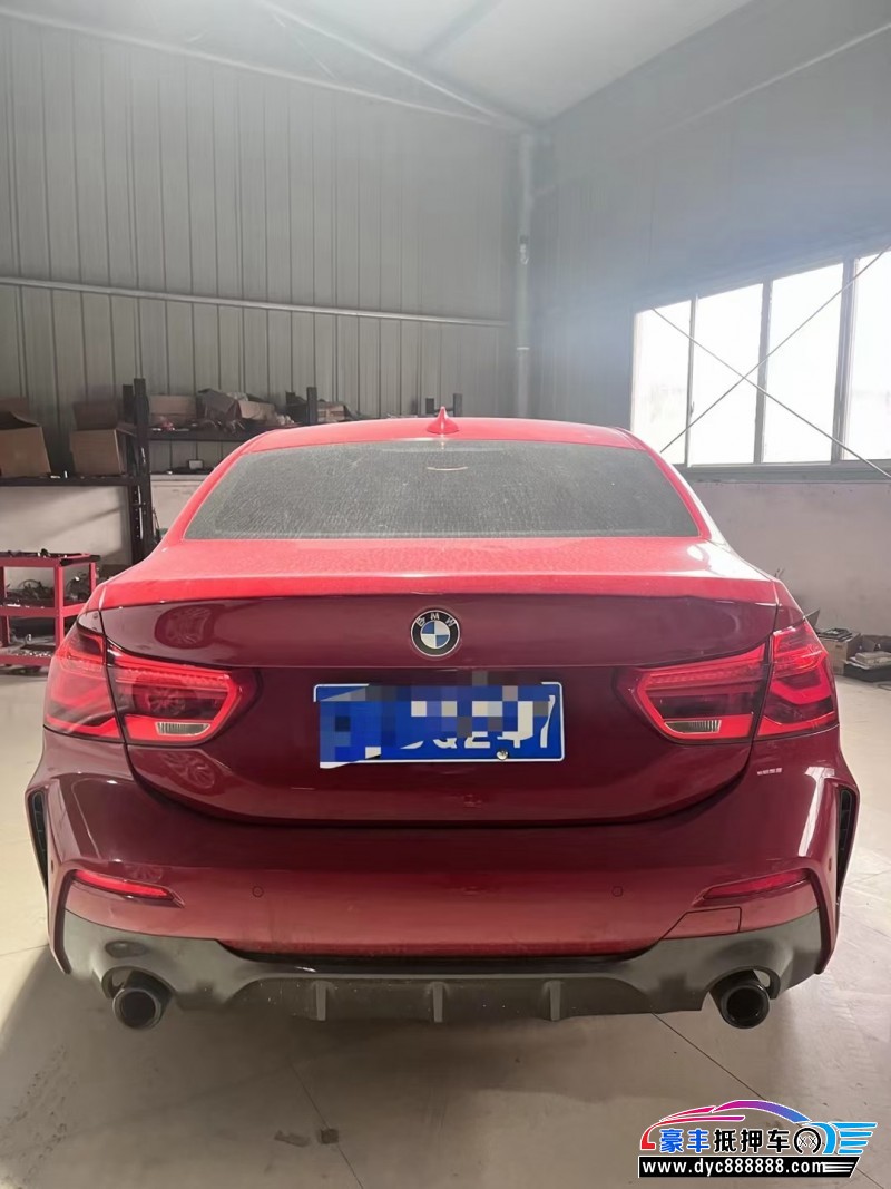 22年宝马1系轿车抵押车出售