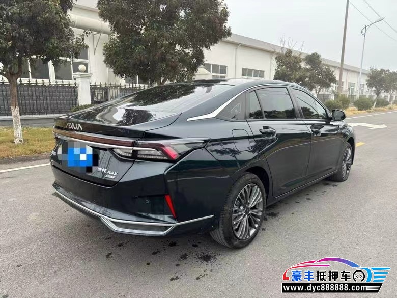 23年东风风神奕炫轿车抵押车出售