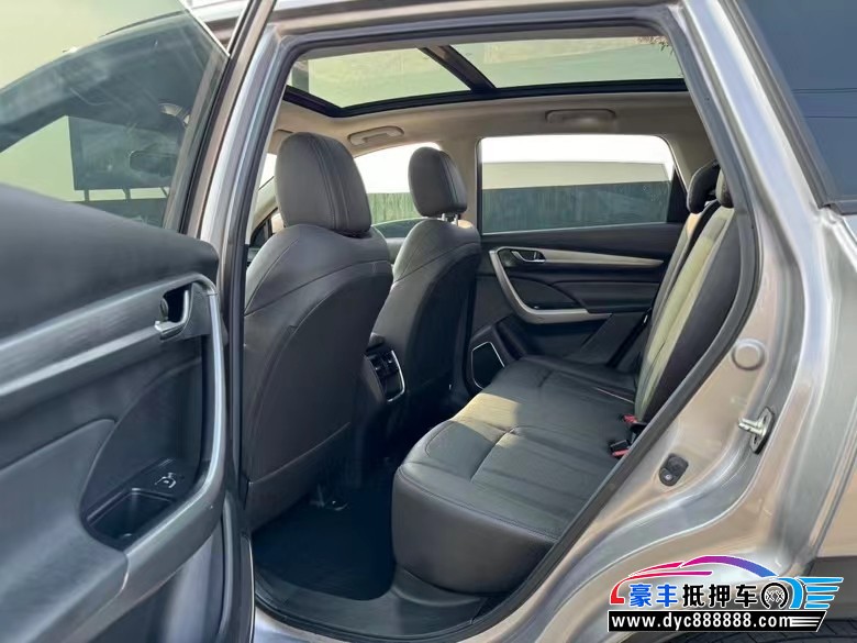 21年东风AX7轿车抵押车出售