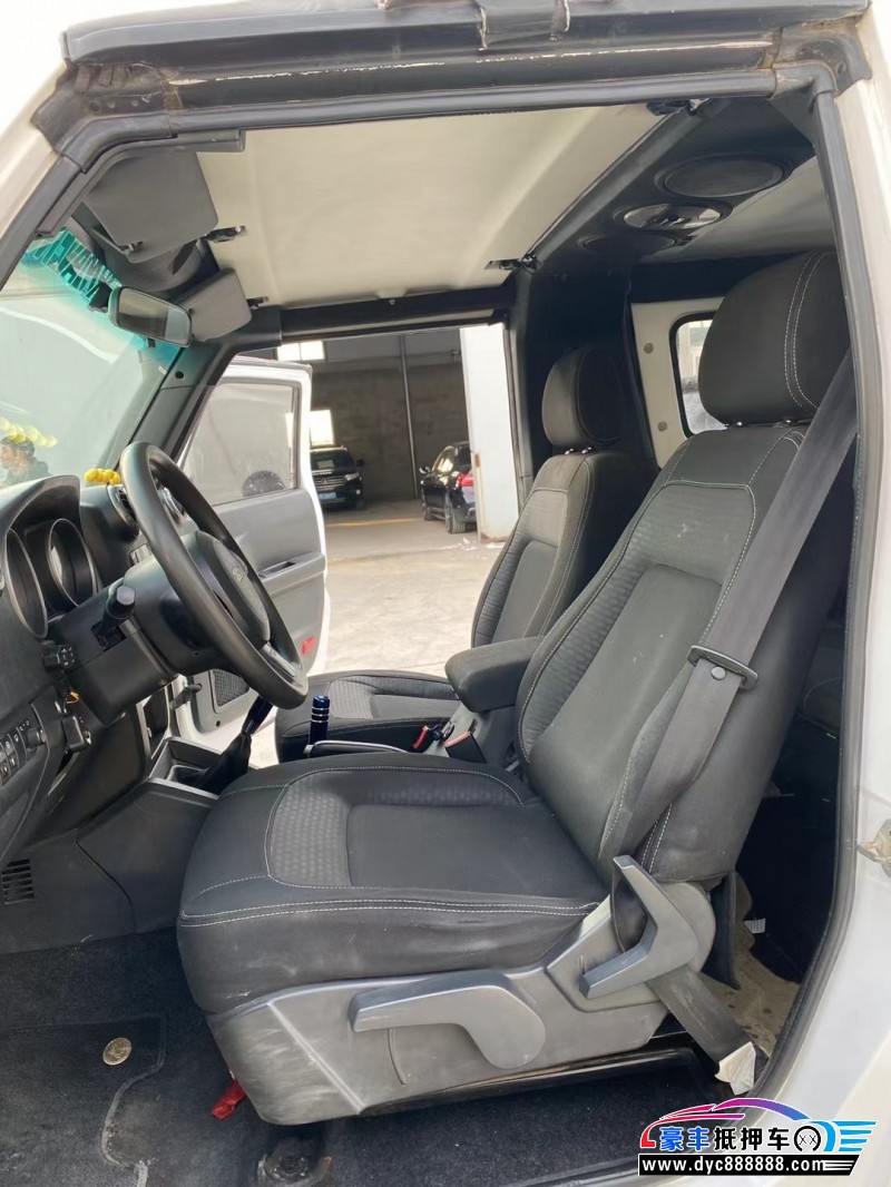 15年北京BJ40轿车抵押车出售