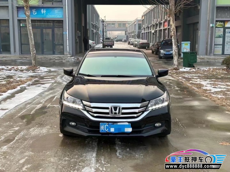 15年本田雅阁轿车抵押车出售