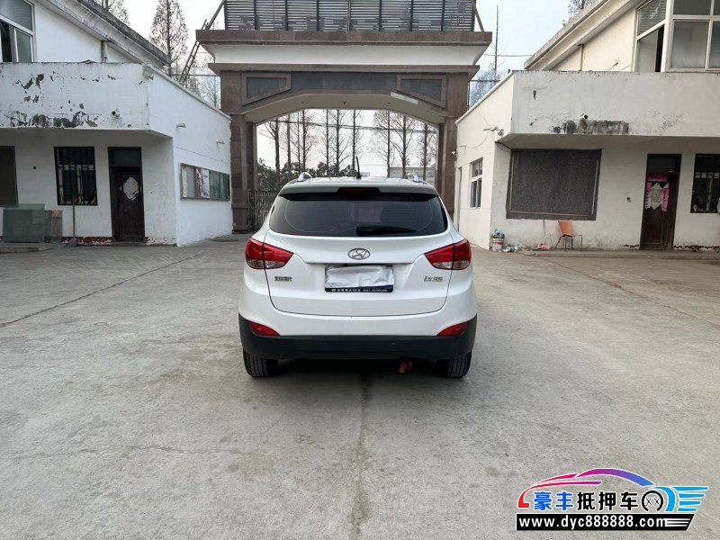 16年现代ix35SUV抵押车出售