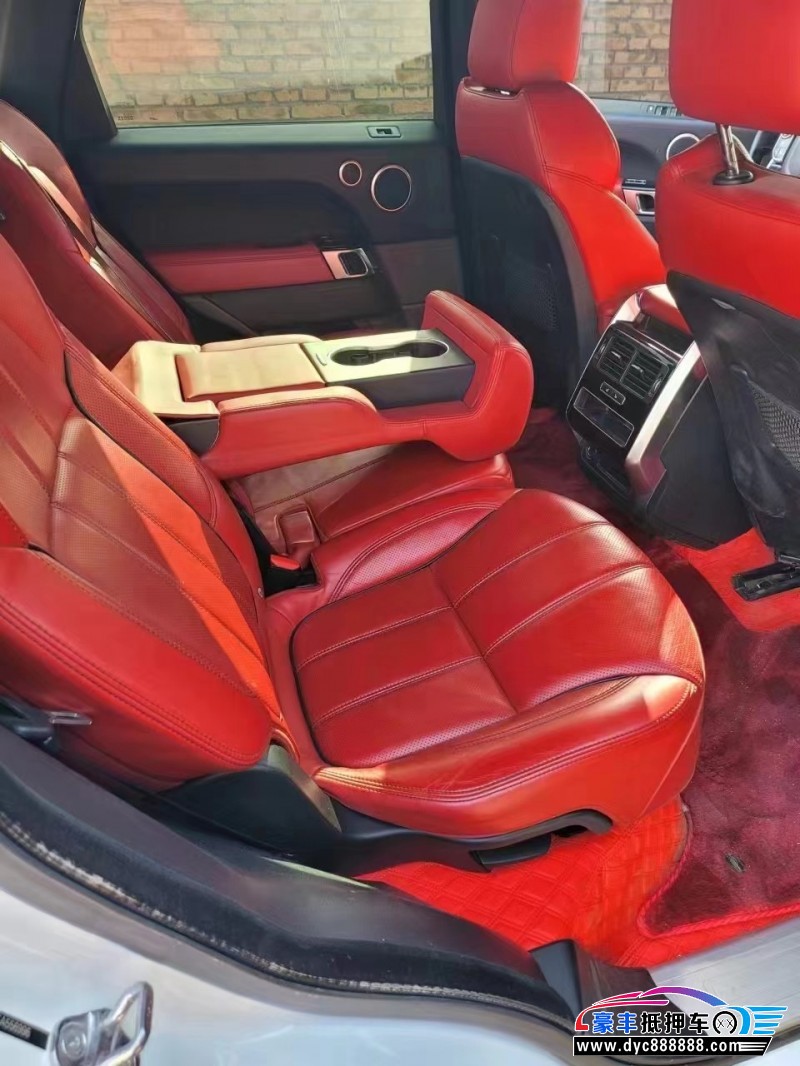 16年路虎揽胜运动轿车抵押车出售