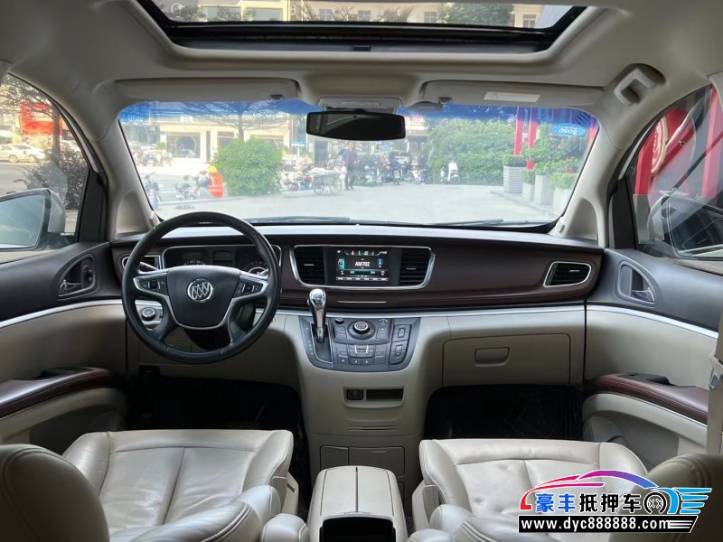 19年别克GL8轿车抵押车出售