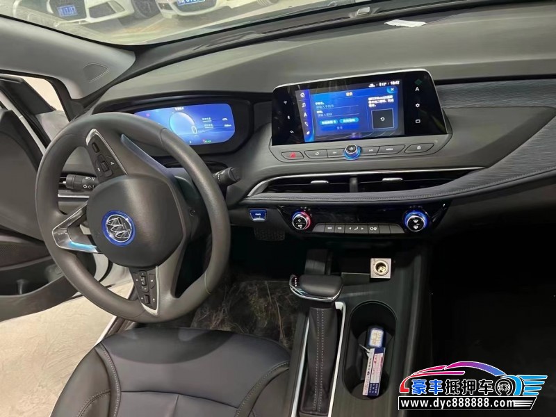 23年别克微蓝轿车抵押车出售