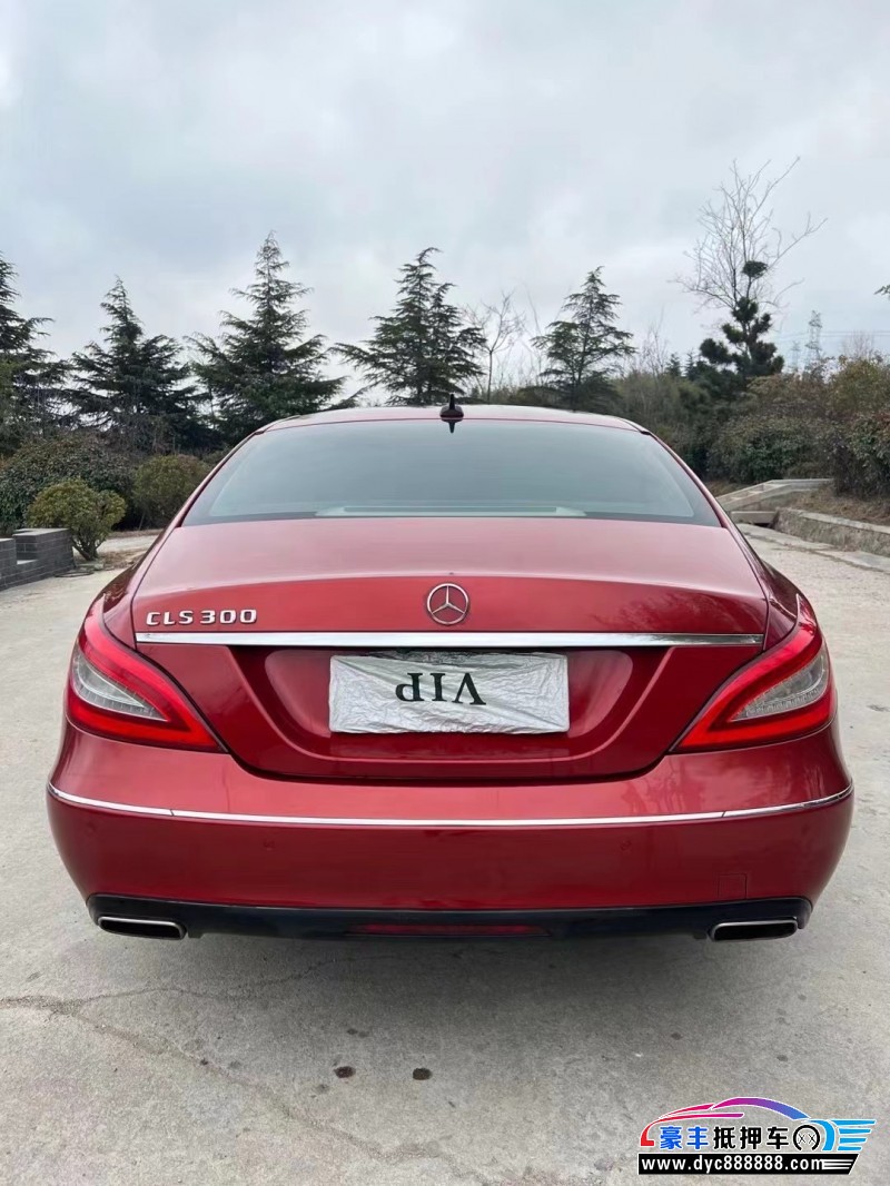 13年奔驰CLS轿车抵押车出售